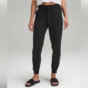 Lululemon Dance Studio Joggers size 4 - Black